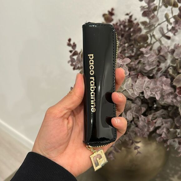 Paco Rabanne Perfumee and case. - Picture 3 of 5